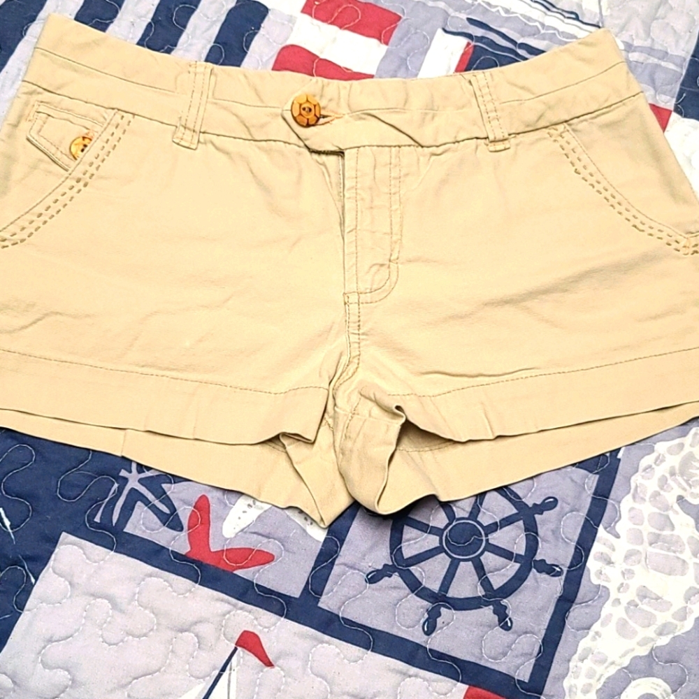 Khaki shorts